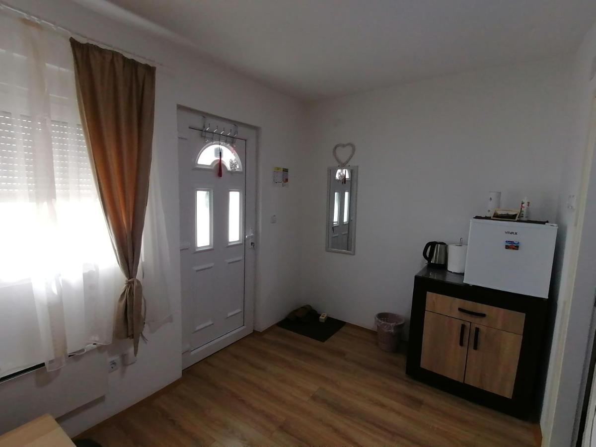 Appartamento Prenociste Vojkic Sombor Esterno foto
