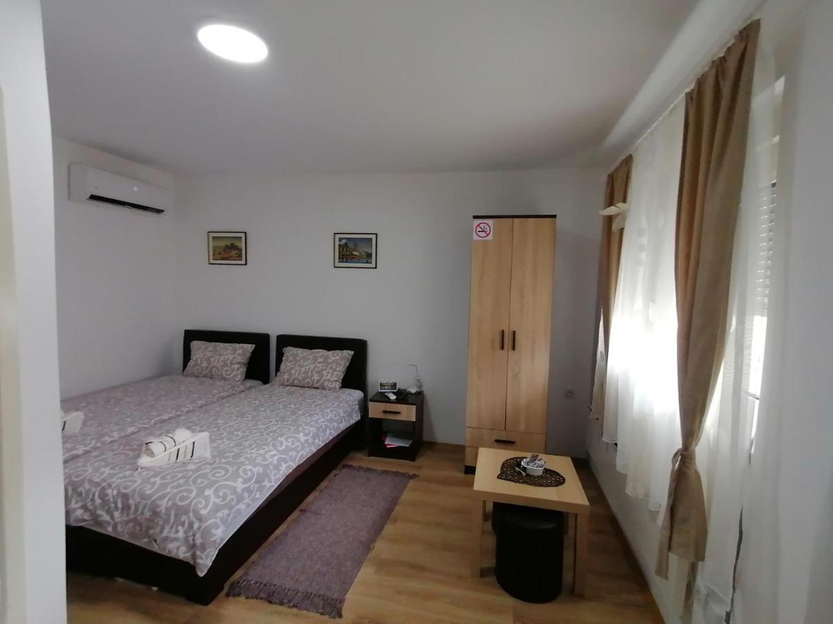 Appartamento Prenociste Vojkic Sombor Esterno foto